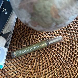 Free As A Flower mini spray (0.23 fl oz / 7 mL) Bath & Body Works Sealed